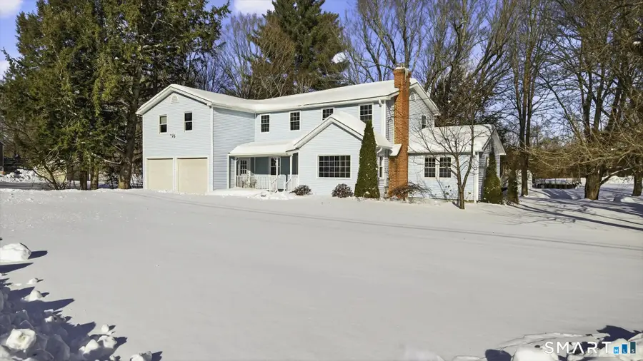 4 Kearns Circle, Granby, CT 06035 - #2