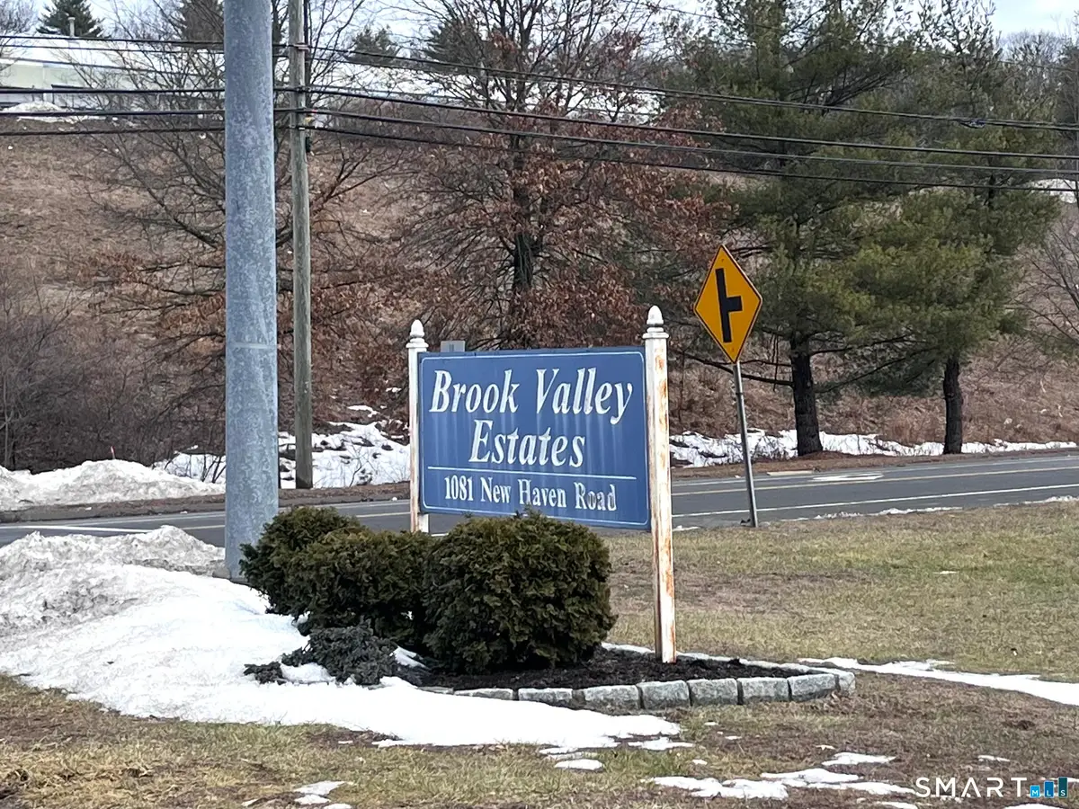 1081 New Haven Road #11J, Naugatuck, CT 06770 - #1