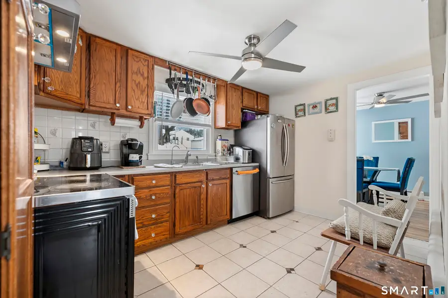 208 Mountain Street, Hartford, CT 06106 - #3