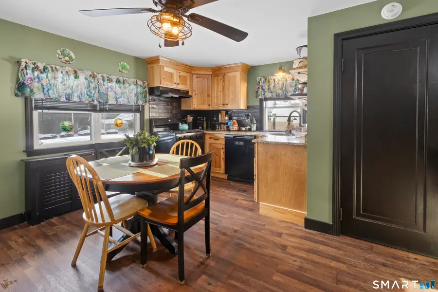 17 Auburn Street, Putnam, CT 06260 - #3