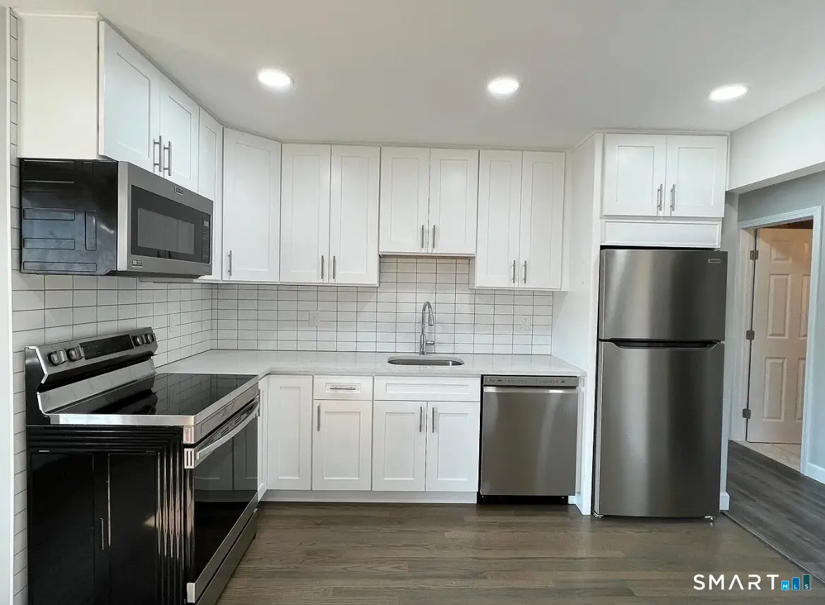 270R East Street, Plainville, CT 06062 - Image #1