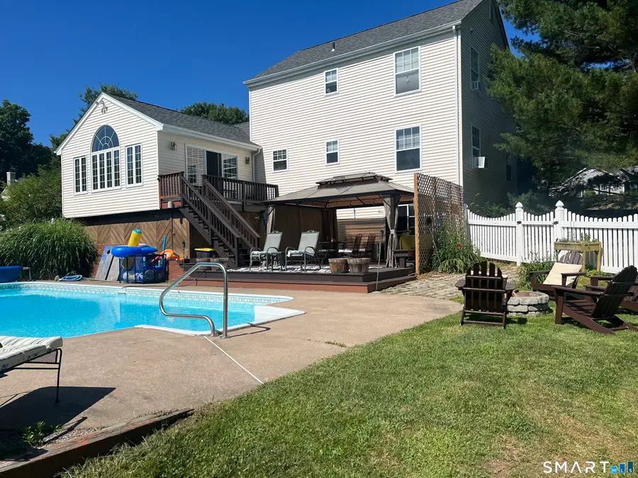 7 Glen Hollow, East Granby, CT 06026 - #3