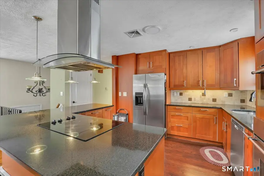 68 Eagle Place, West Haven, CT 06516 - #3