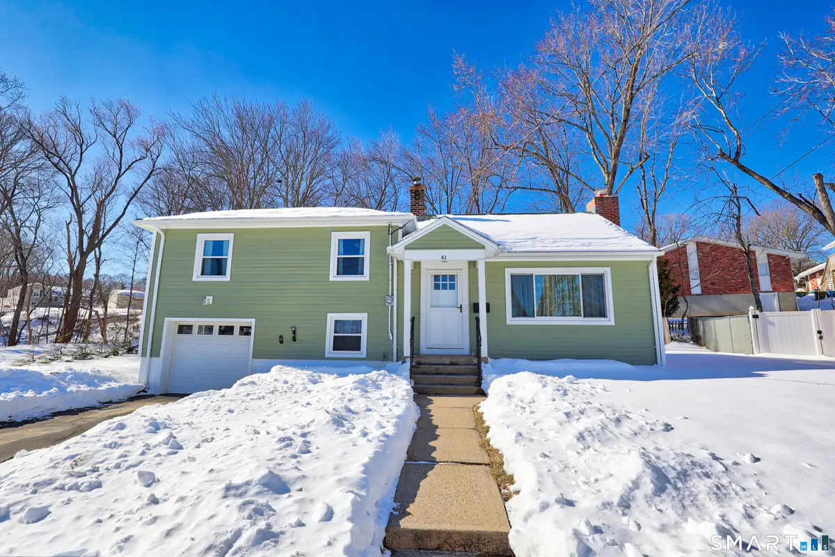 41 Sunnybrook Bend, Waterbury, CT 06708 - Image #1