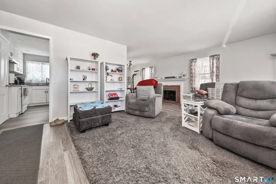 41 Sunnybrook Bend, Waterbury, CT 06708 - Image #3