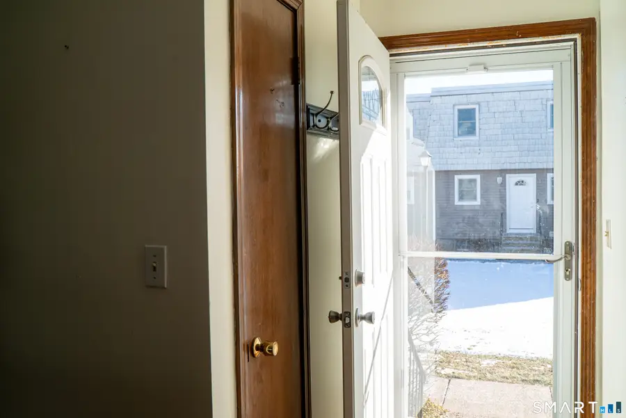 55 Meetinghouse Village #2, Meriden, CT 06450 - Image #3