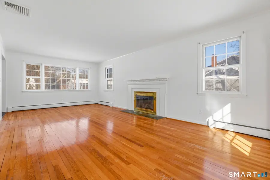 9 Patrick Lane, Branford, CT 06405 - Image #2