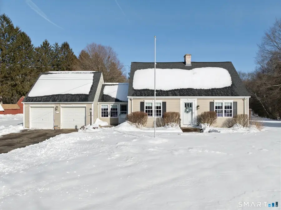 322 Tunxis Avenue, Bloomfield, CT 06002 - #2