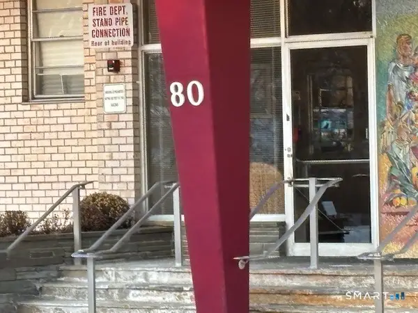 80 Cartright Street #Ph A, Bridgeport, CT 06604