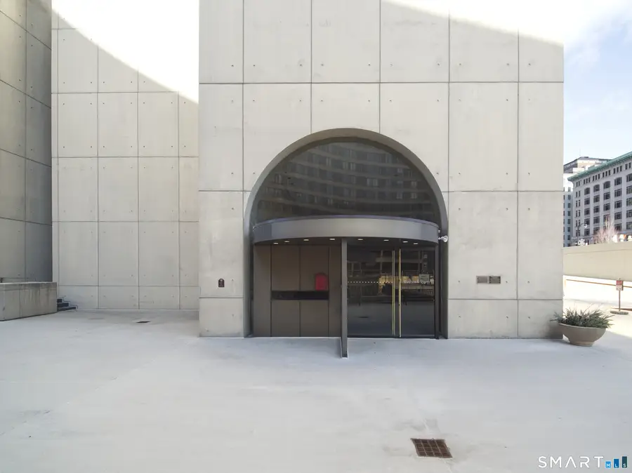 1 Gold Street #APT 3F, Hartford, CT 06103 - #2