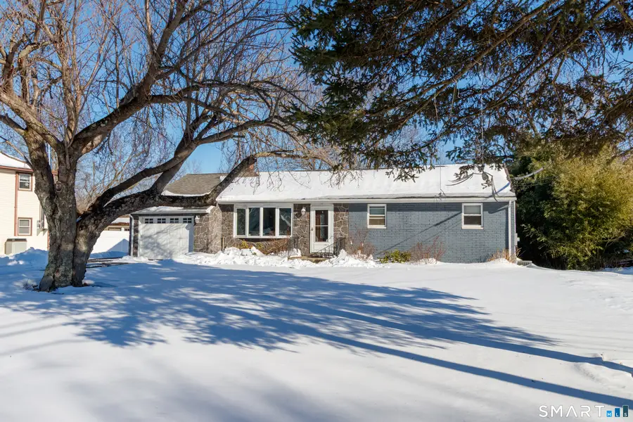 190 Elmwood Drive, Meriden, CT 06450 - #2