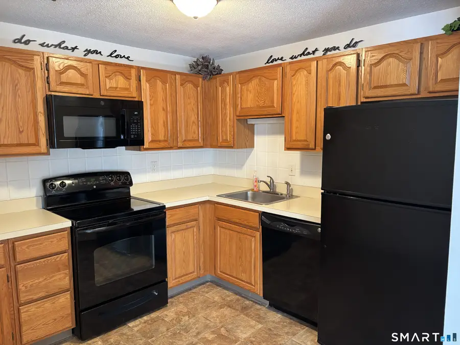 16 Putter Drive #207S, Wallingford, CT 06492 - #3