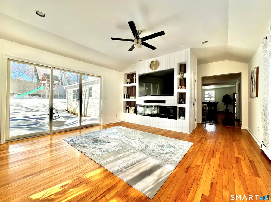 38 Woods End Road, Stamford, CT 06905 - #3