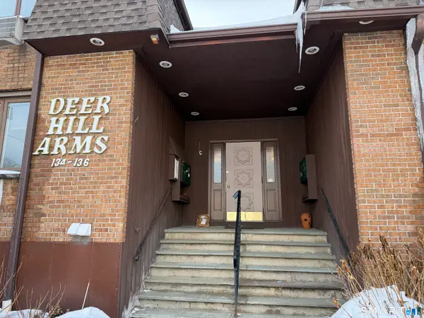 136 Deer Hill Avenue #A6, Danbury, CT 06810