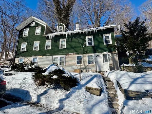 7 Dayton Street, Newtown, CT 06482