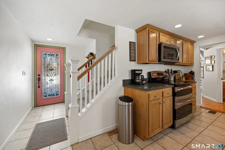 28 Davis Road, New Hartford, CT 06057 - #3