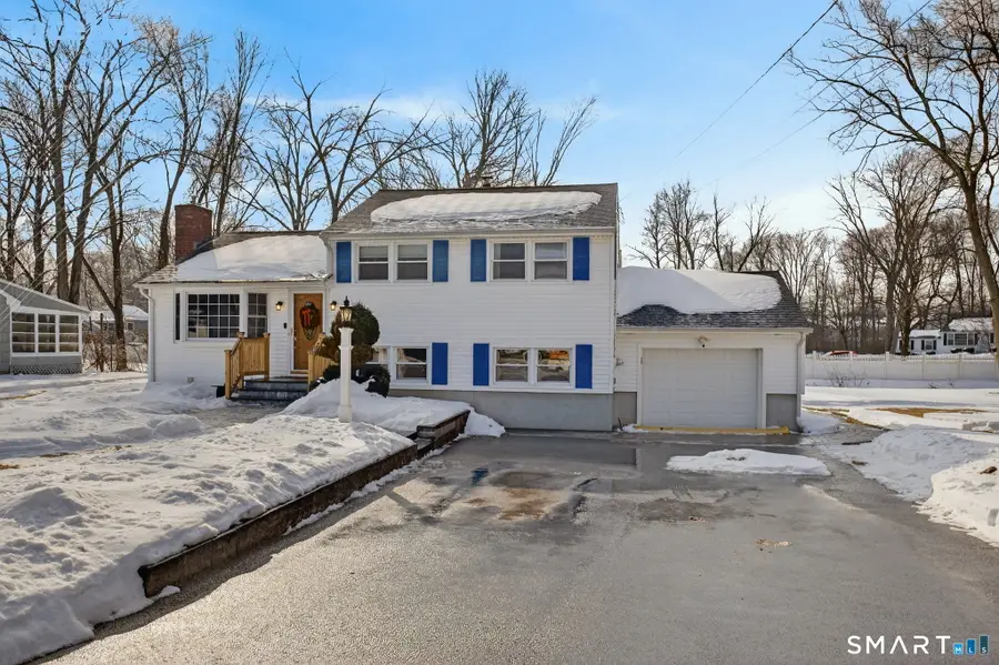 26 Susan Lane, North Haven, CT 06473 - #3