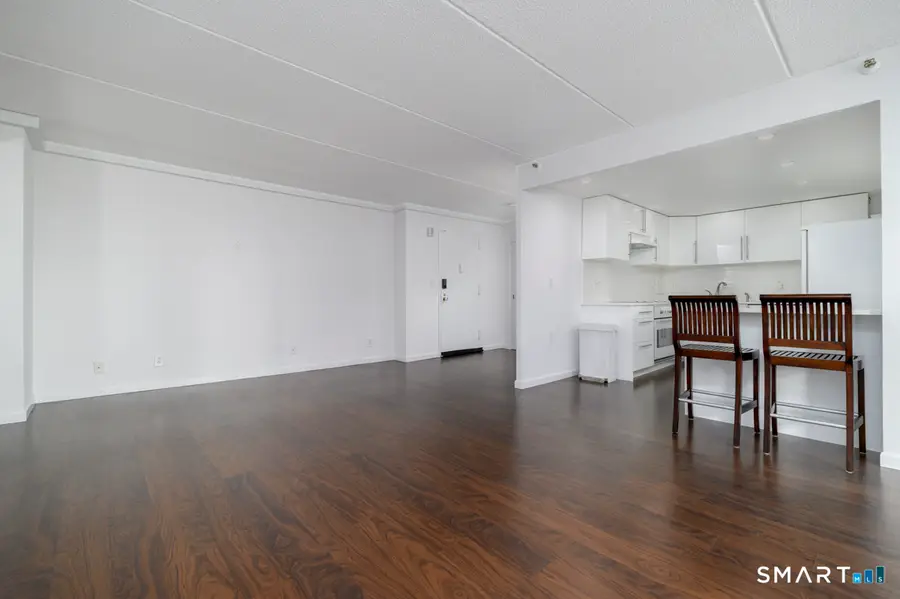 143 Hoyt Street #APT 3K, Stamford, CT 06905 - #3