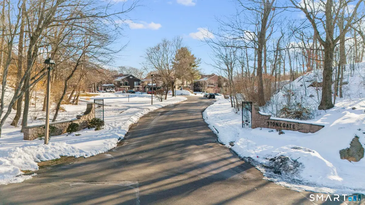 19 Stonegate Circle #D, Branford, CT 06405 - #1