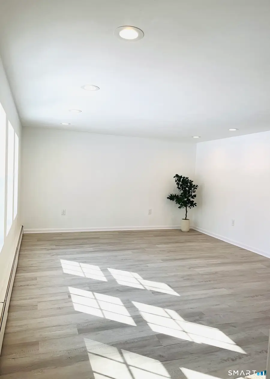 19 Sapia Drive, East Lyme, CT 06357 - #3