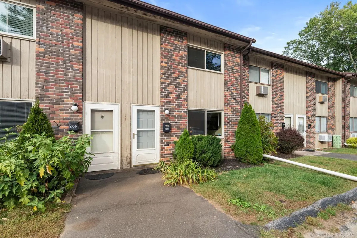 218 Oakville Avenue #APT C, Waterbury, CT 06708 - #1
