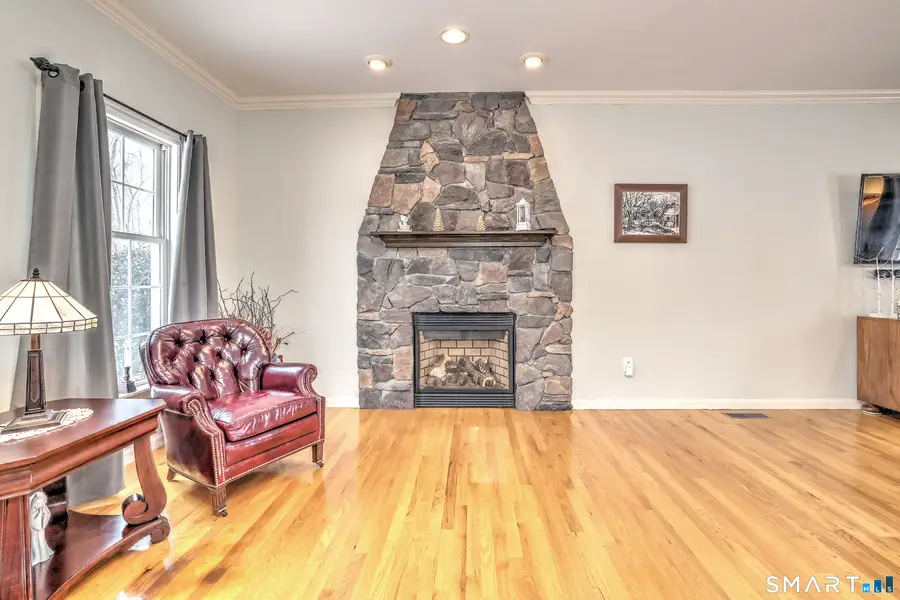 39 Fawn Meadow Drive, Naugatuck, CT 06770 - #3