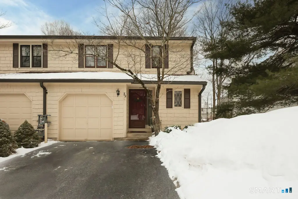 39 Schoolhouse Crossing #39, Wethersfield, CT 06109 - #1