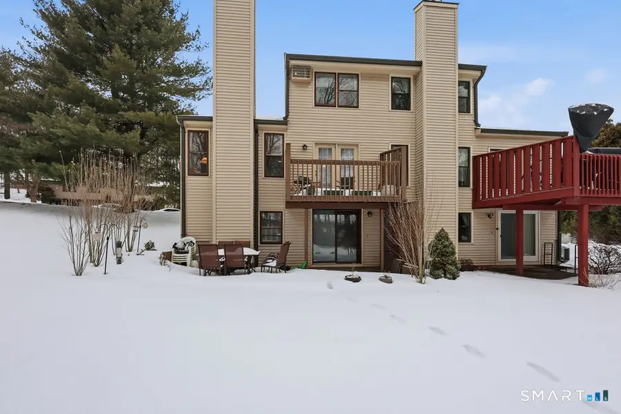 39 Schoolhouse Crossing #39, Wethersfield, CT 06109 - #2