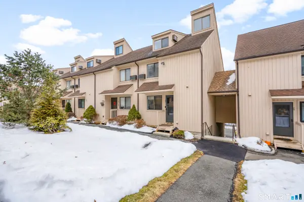 19 Woodway Road #26, Stamford, CT 06907