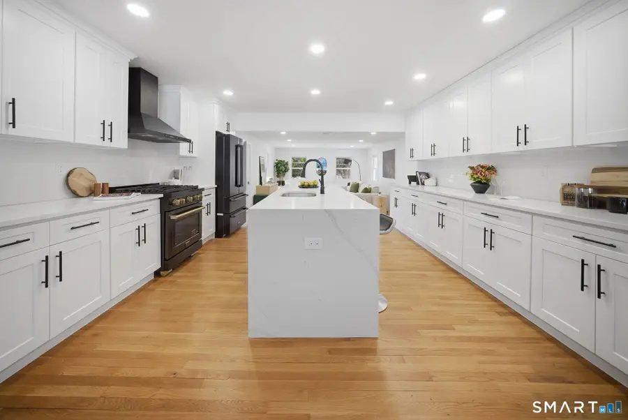 90 Lu Manor Drive, Fairfield, CT 06825 - #2