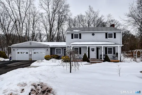 22 Apple Tree Lane, Windsor, CT 06095