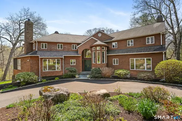 32 Buttonball Lane, Weston, CT 06883