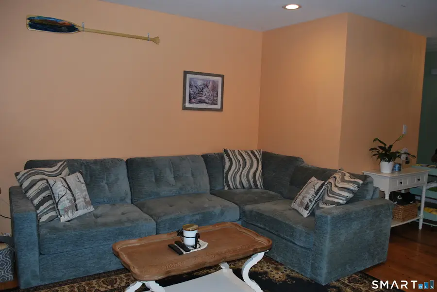 77 Thorniley Street, New Britain, CT 06051 - #3