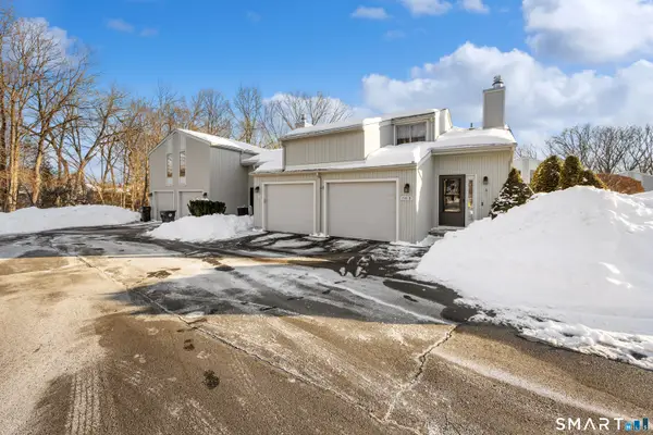 735 West Main Street #APT D, Cheshire, CT 06410