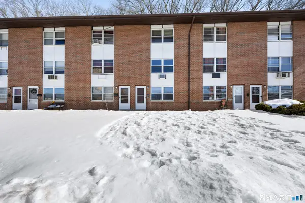 57 Terrace Gardens #57, Wallingford, CT 06492