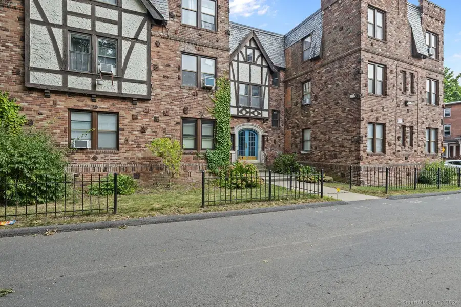 16 Townley Street #K2, Hartford, CT 06105 - #2