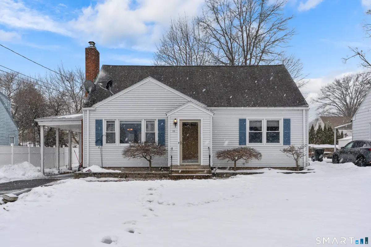 25 Lewis Lane, West Hartford, CT 06110 - #1