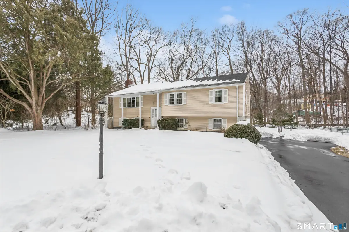 10 Oakwood Court, Norwalk, CT 06850 - #1