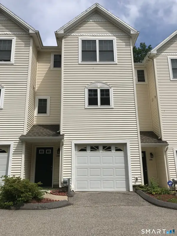 194 Summit Street, Norwich, CT 06360