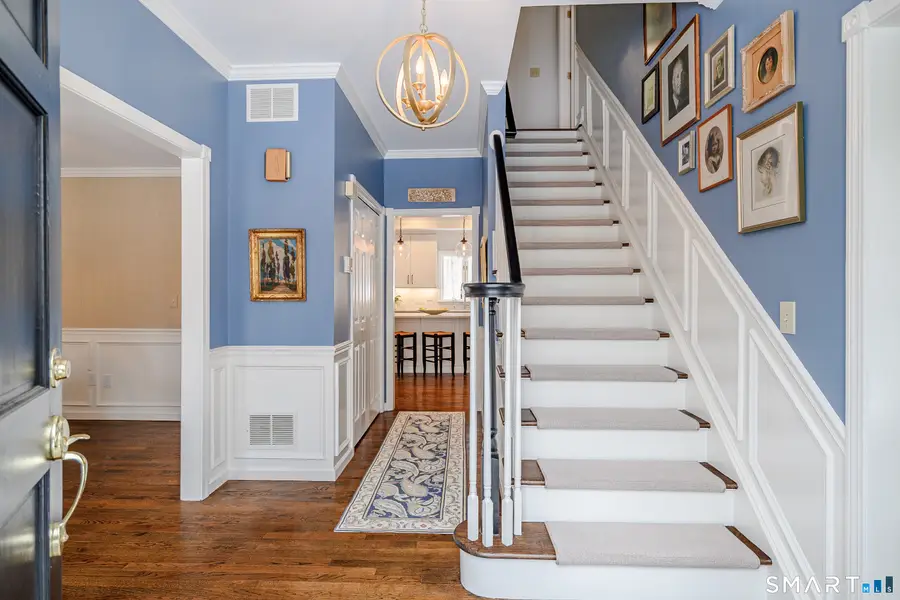 39 Bradley Lane, Newtown, CT 06482 - #3