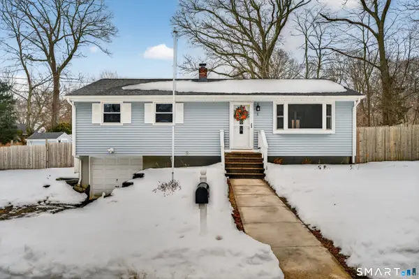 5 Meadow Point Road, Westbrook, CT 06498