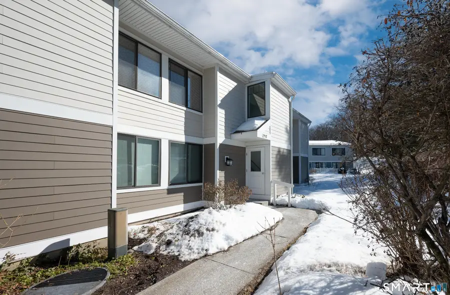 32 Lawson Lane #32, Ridgefield, CT 06877 - #2