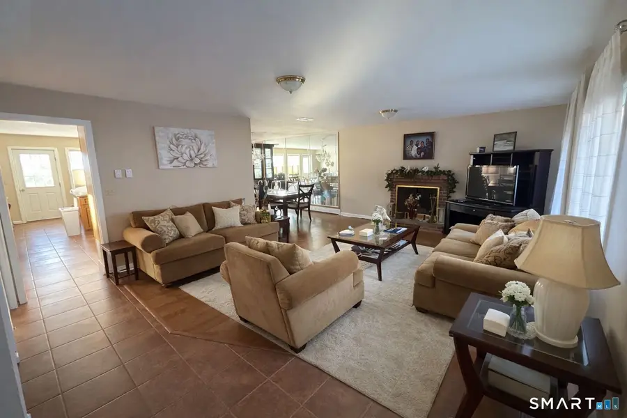 13 Hill Farm Road, Bloomfield, CT 06002 - #3