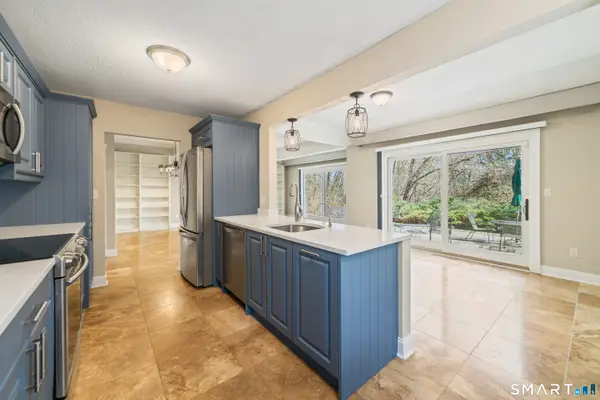 36 Heritage Circle #B, Southbury, CT 06488