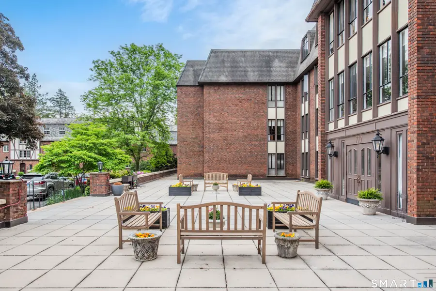 779 Prospect Avenue #7, West Hartford, CT 06105 - #3