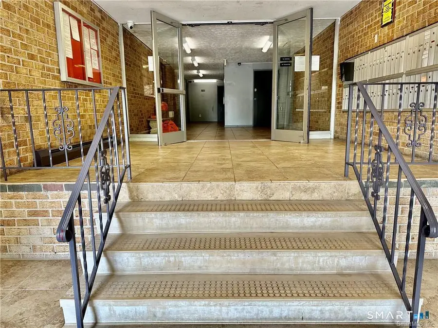 155 Bull Hill Lane #APT 201, West Haven, CT 06516 - #2