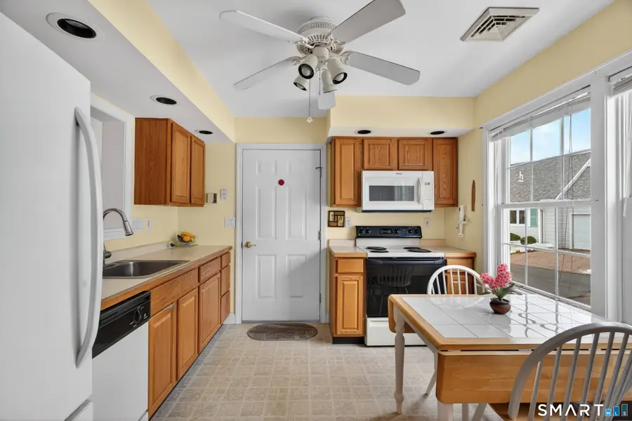 16 Silverbrook Lane #16, Clinton, CT 06413 - #3