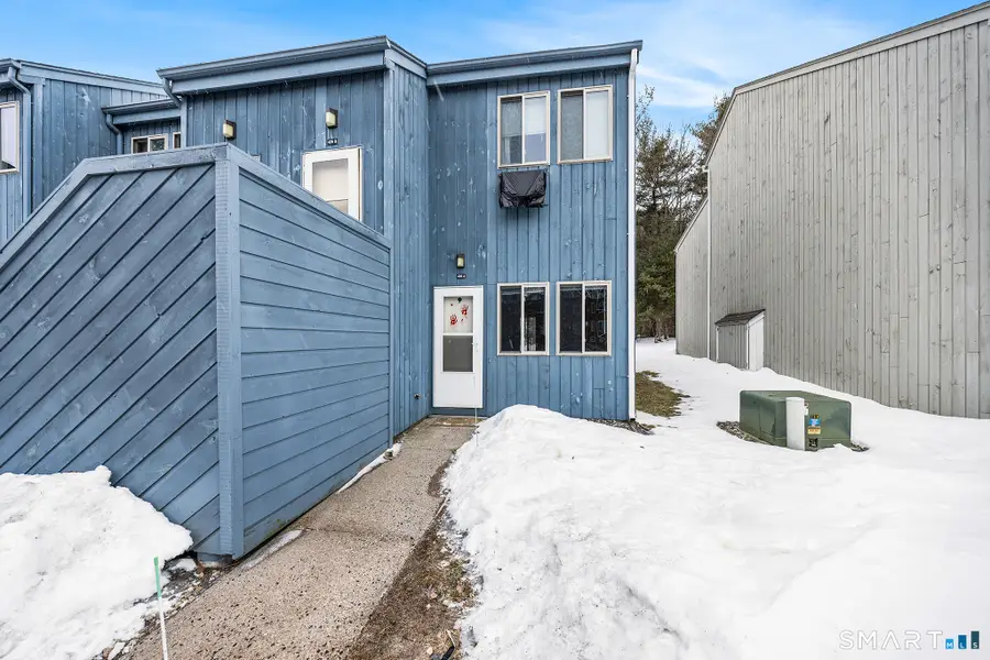 426 Emmett Street #APT A, Bristol, CT 06010 - #2