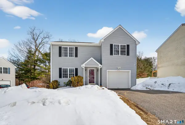 230 White Oak Way, Torrington, CT 06790