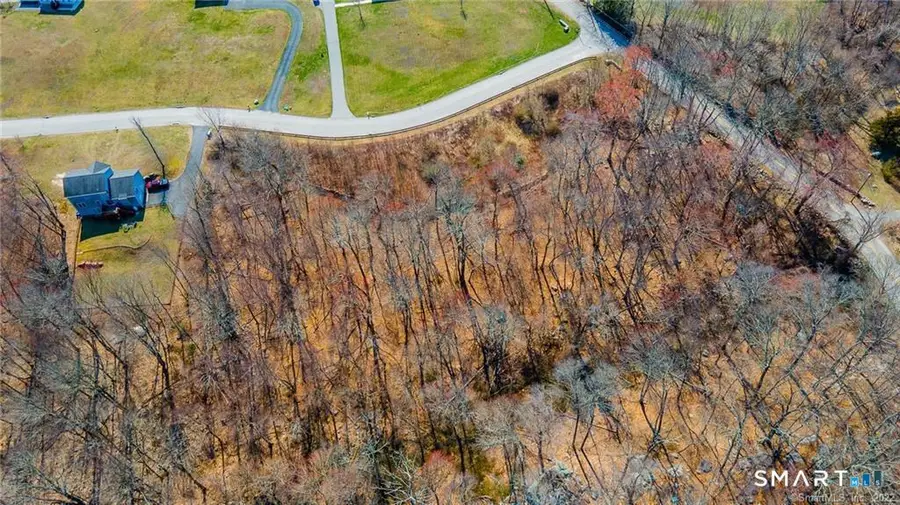 2 Fawns Meadow Road, Montville, CT 06370 - #3